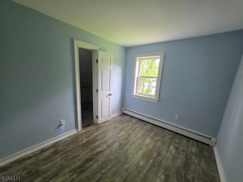 693 Townsbury Rd Mansfield, NJ 07838