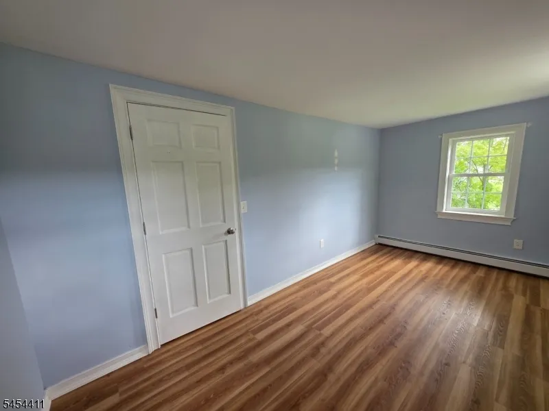 693 Townsbury Rd Mansfield, NJ 07838