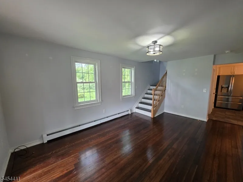 693 Townsbury Rd Mansfield, NJ 07838