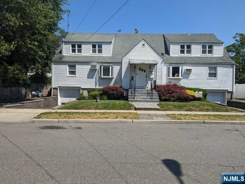 134 Locust Avenue 2nd floor