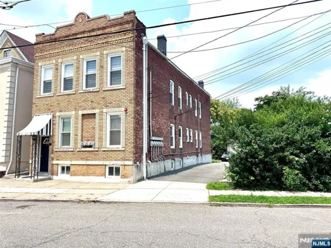 25 Market Street 3