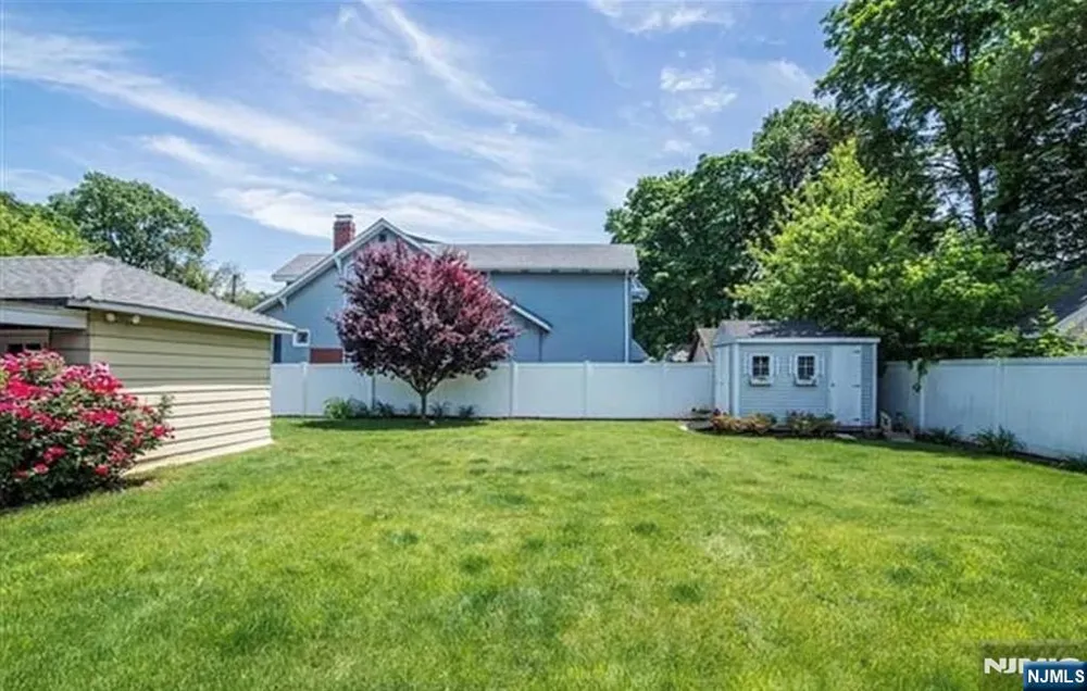 112 Tenafly Road Tenafly, NJ 07670