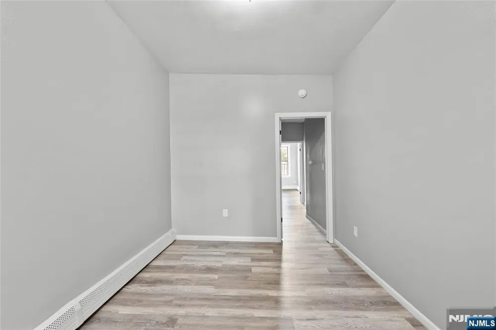 9 Monroe Street 6 Passaic, NJ 07055