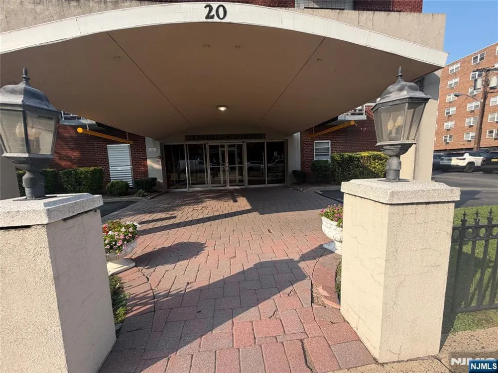 20 Jefferson Street F7 Hackensack, NJ 07601