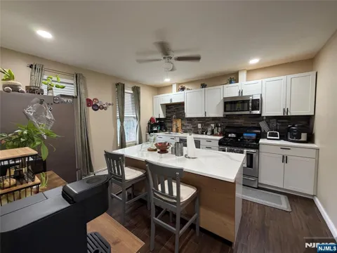 551 Hoboken 2