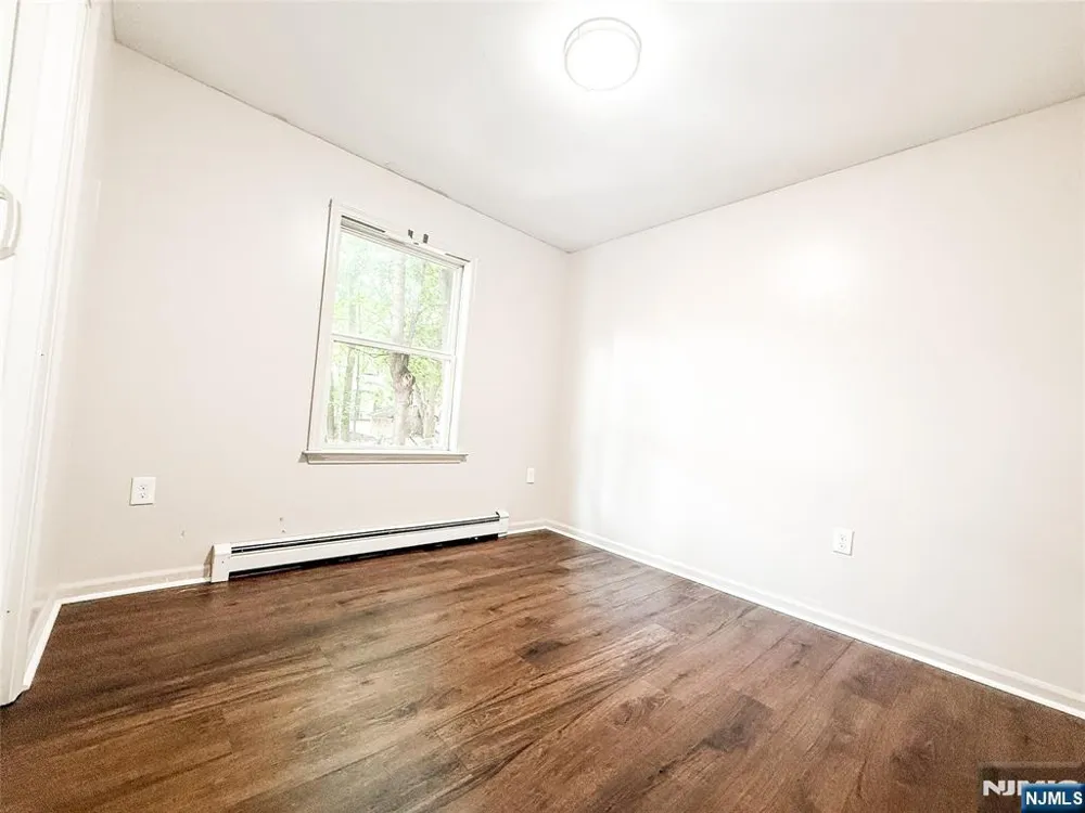 9 3rd Street 7 Paterson, NJ 07522