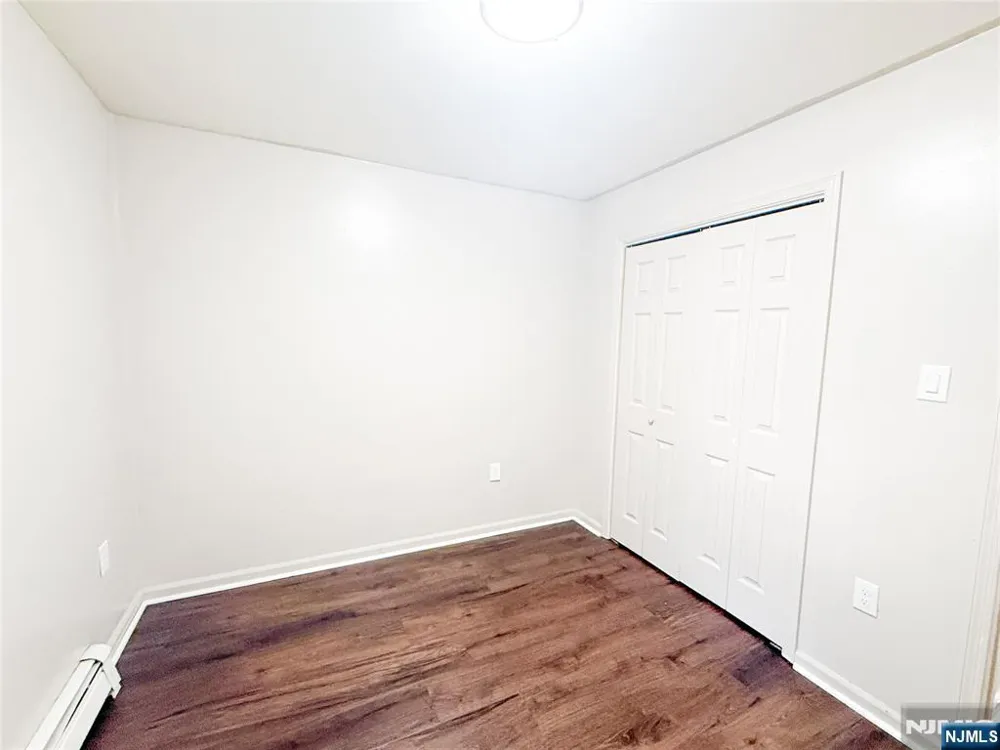 9 3rd Street 7 Paterson, NJ 07522