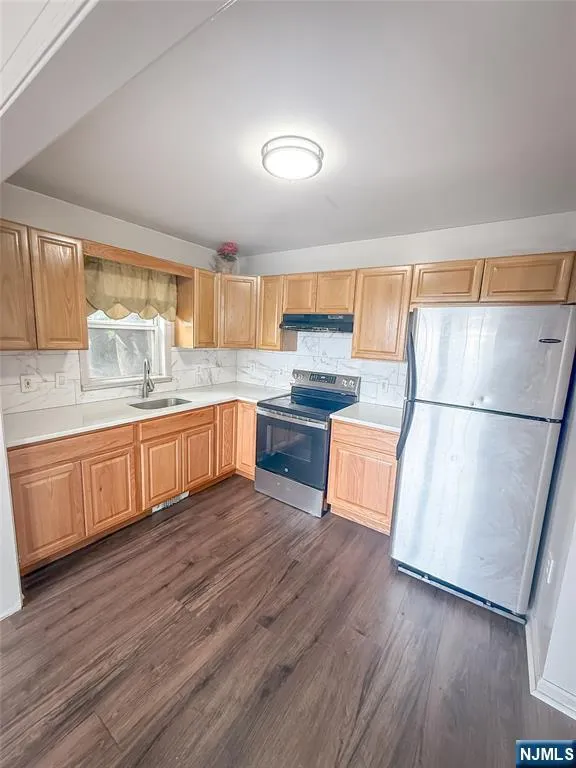 9 3rd Street 7 Paterson, NJ 07522
