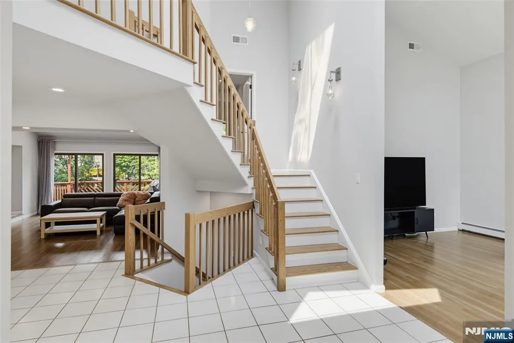 15 Hudson Terrace Englewood Cliffs, NJ 07632