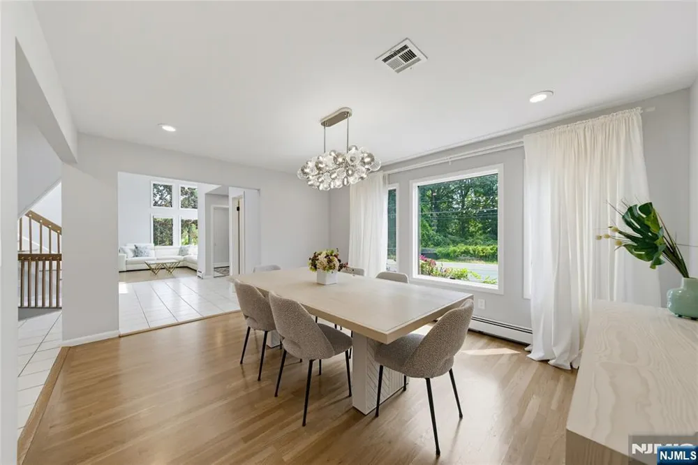 15 Hudson Terrace Englewood Cliffs, NJ 07632