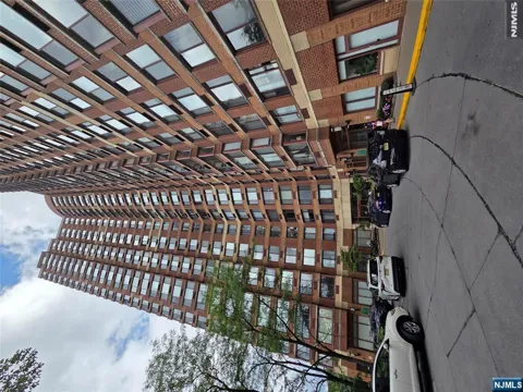 100 Old Palisade Road 3605
