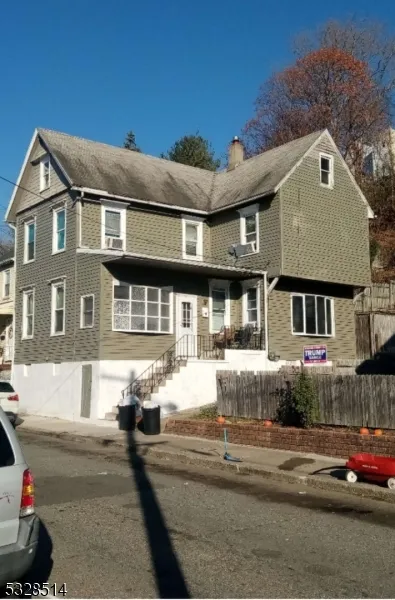 41 Brainard St Phillipsburg Town, NJ 08865