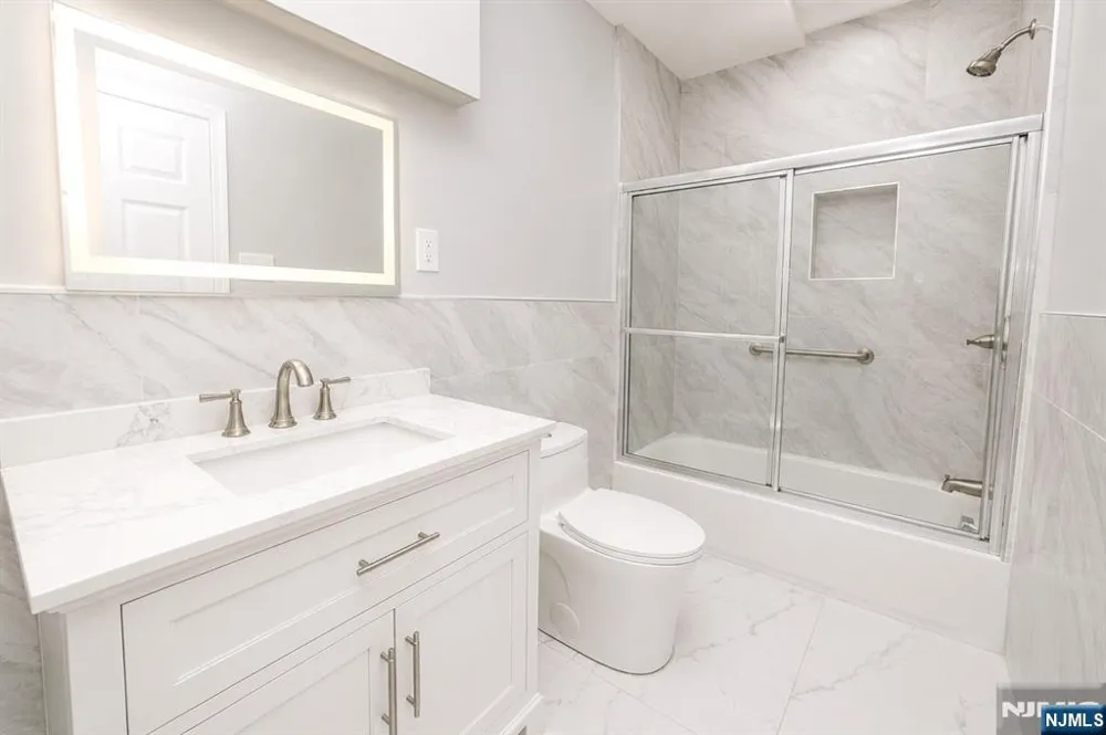 734 Summer Avenue 1 Newark, NJ 07104