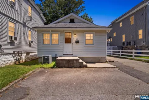 28 Cedar Grove Road
