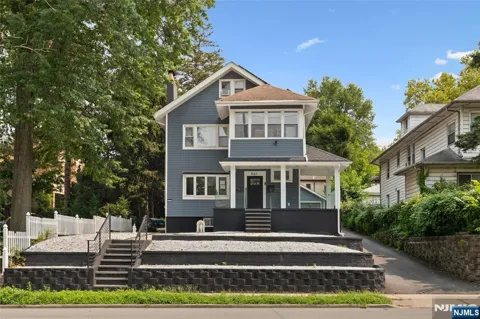 561 Grand Avenue 1