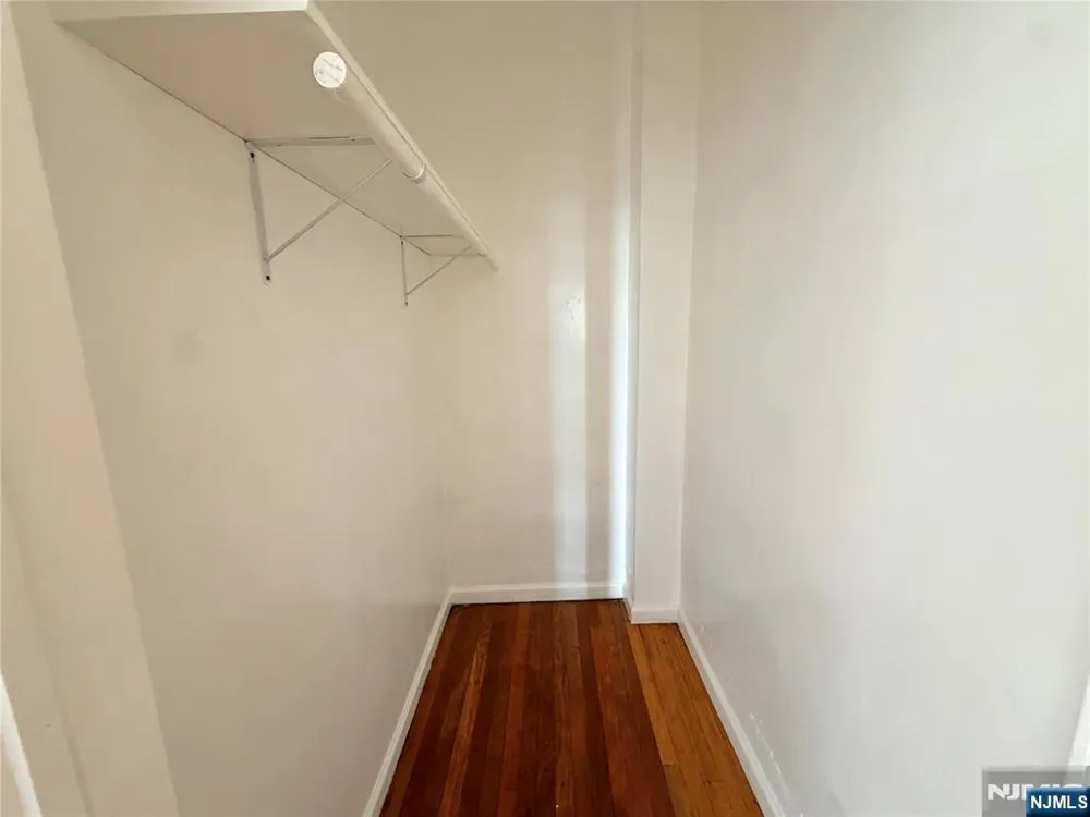 94 Munn Avenue 47 East Orange, NJ 07018