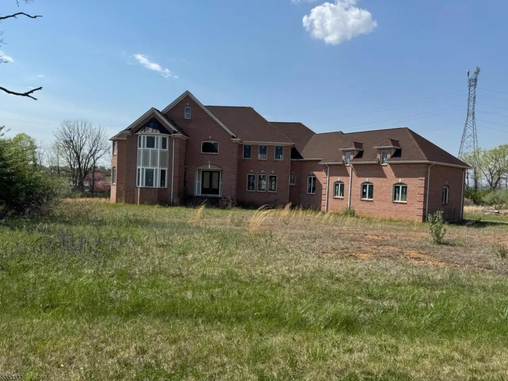 5 Green Valley Way Harmony, NJ 08865