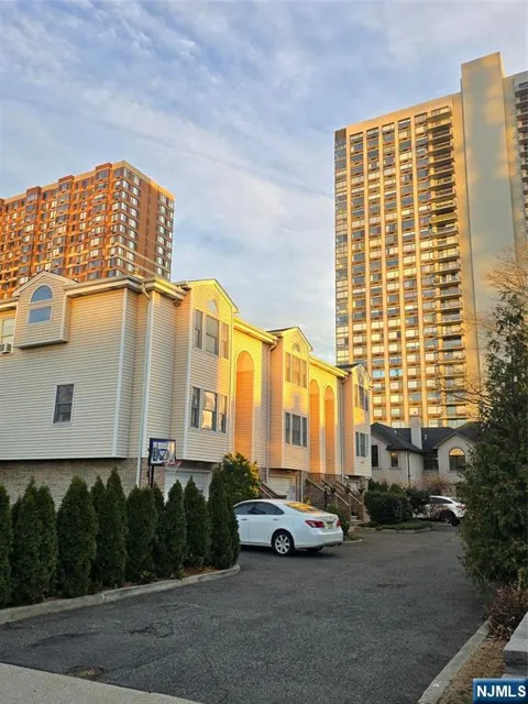 150 English Street