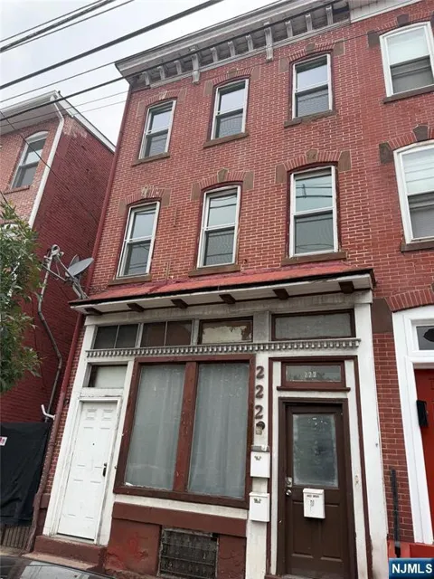 222 Hamilton Avenue 2