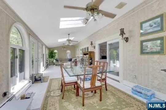 60 Ivy Place Wayne, NJ 07470