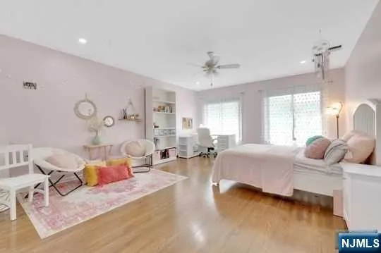 60 Ivy Place Wayne, NJ 07470