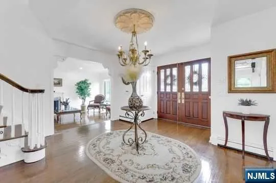 60 Ivy Place Wayne, NJ 07470