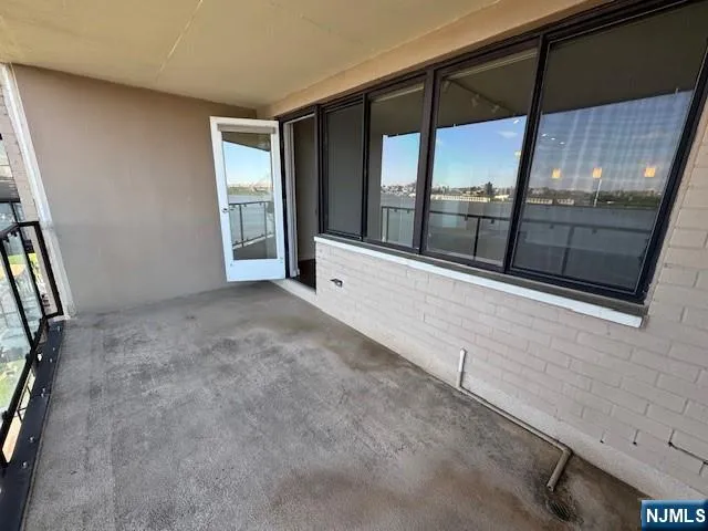 1203 River Road 17G Edgewater, NJ 07020