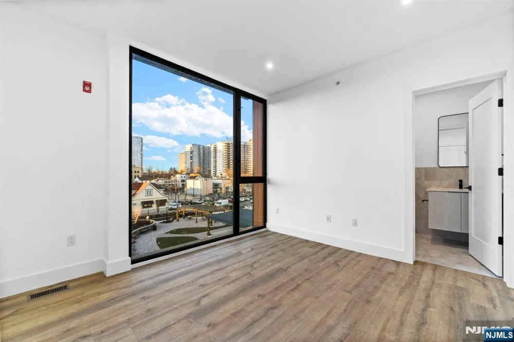 223 Main Street A Fort Lee, NJ 07024