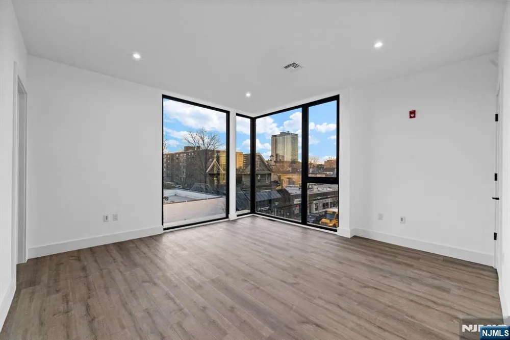 223 Main Street A Fort Lee, NJ 07024