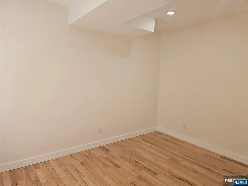 48 Paulison Avenue Ridgefield Park, NJ 07660