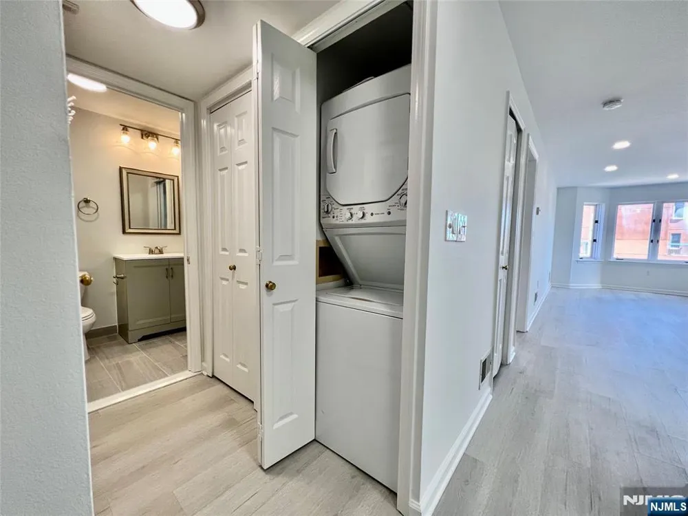404 Williams Edgewater, NJ 07020