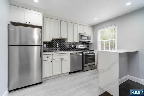 84 Clark Court 84