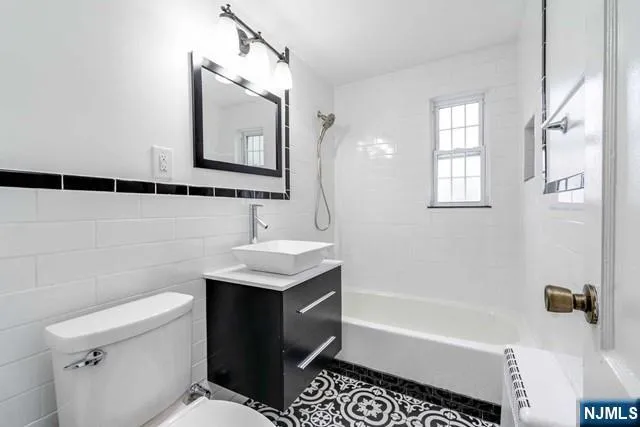 84 Clark Court 84 Rutherford, NJ 07070