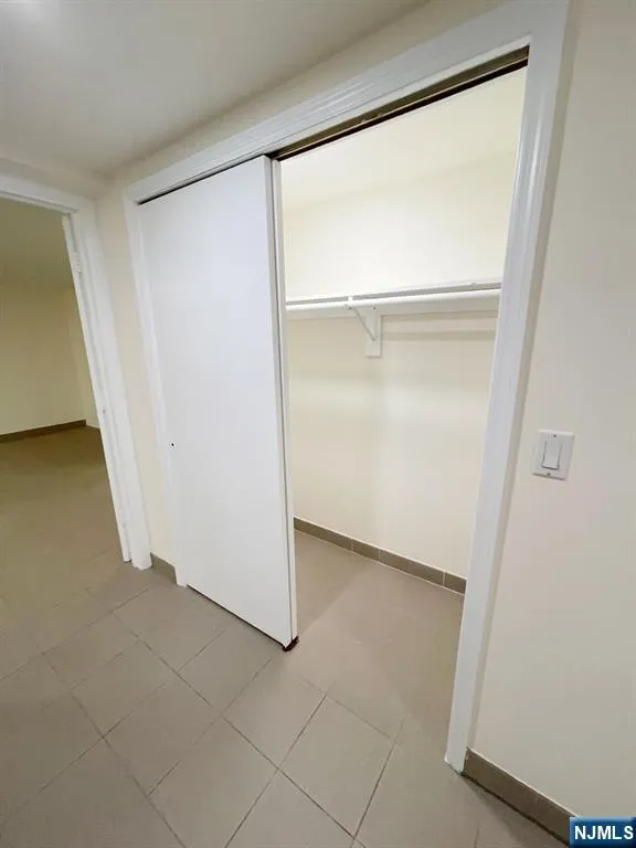 488 Walnut Street 1st FL Ridgefield, NJ 07657