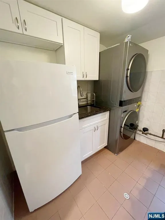 488 Walnut Street 1st FL Ridgefield, NJ 07657