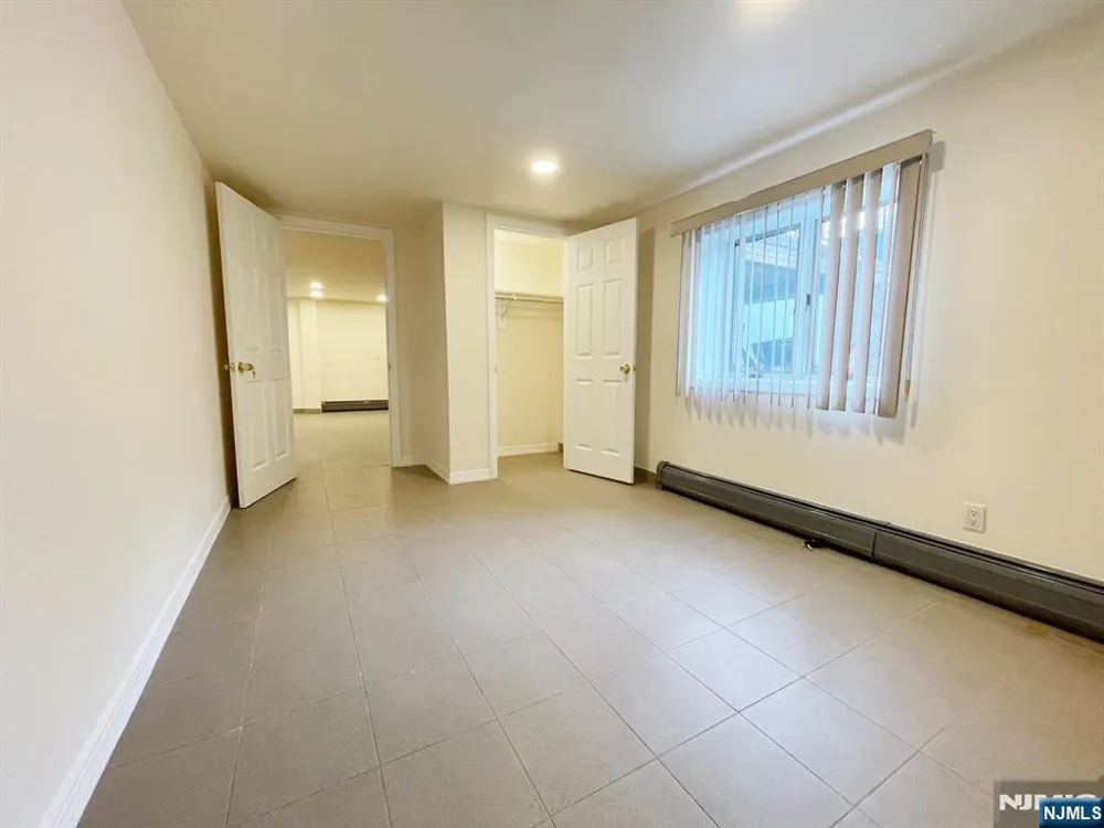 488 Walnut Street 1st FL Ridgefield, NJ 07657
