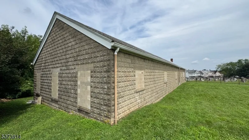 98 Henderson St Phillipsburg Town, NJ 08865