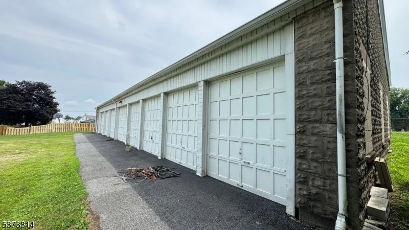98 Henderson St Phillipsburg Town, NJ 08865
