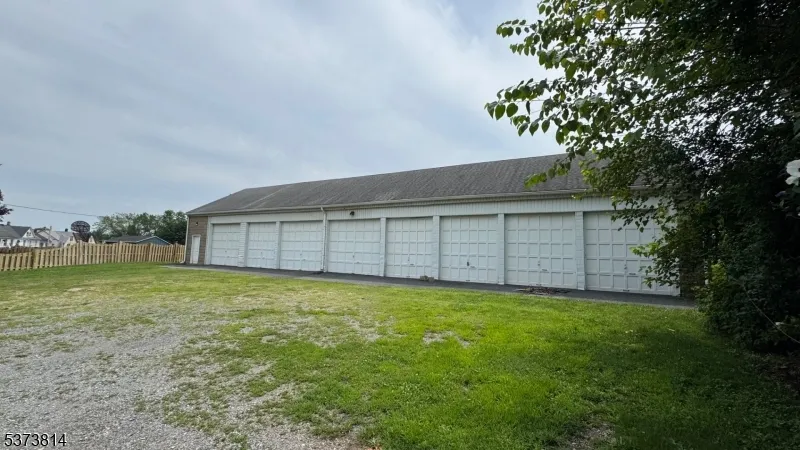 98 Henderson St Phillipsburg Town, NJ 08865