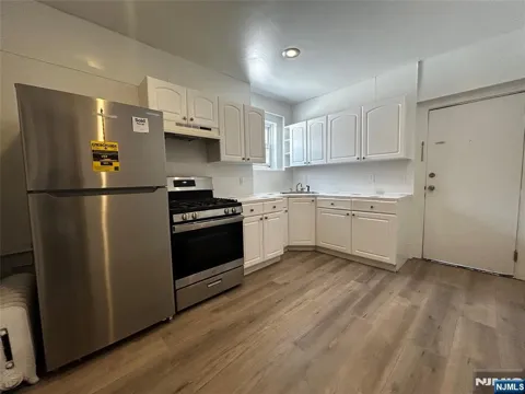 14 Ridge Road 2nd Floor