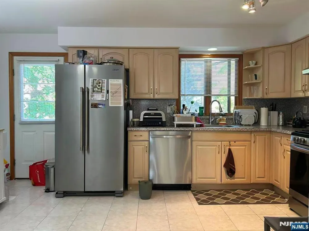 1611A Gerome Avenue A Fort Lee, NJ 07024