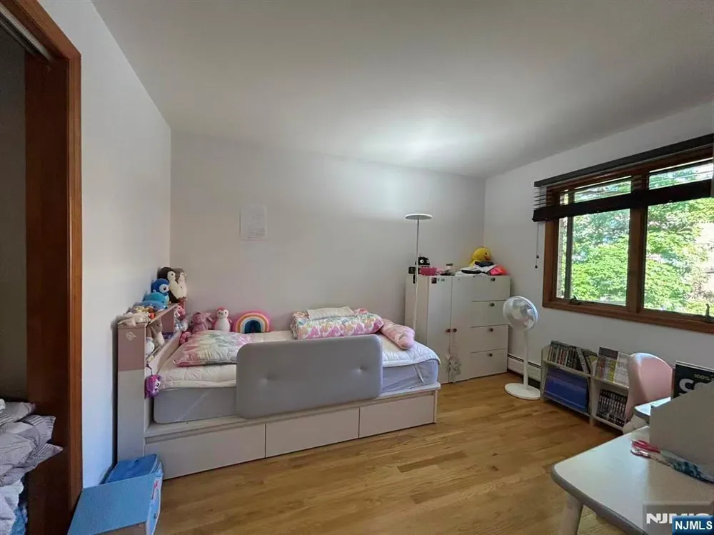 1611A Gerome Avenue A Fort Lee, NJ 07024