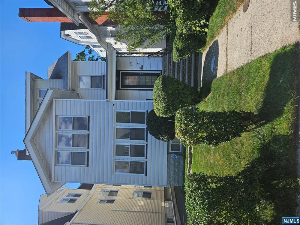 275 S Burnett Street 2 East Orange, NJ 07018