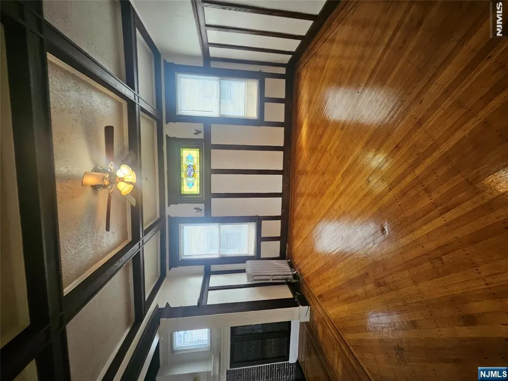 275 S Burnett Street 2 East Orange, NJ 07018