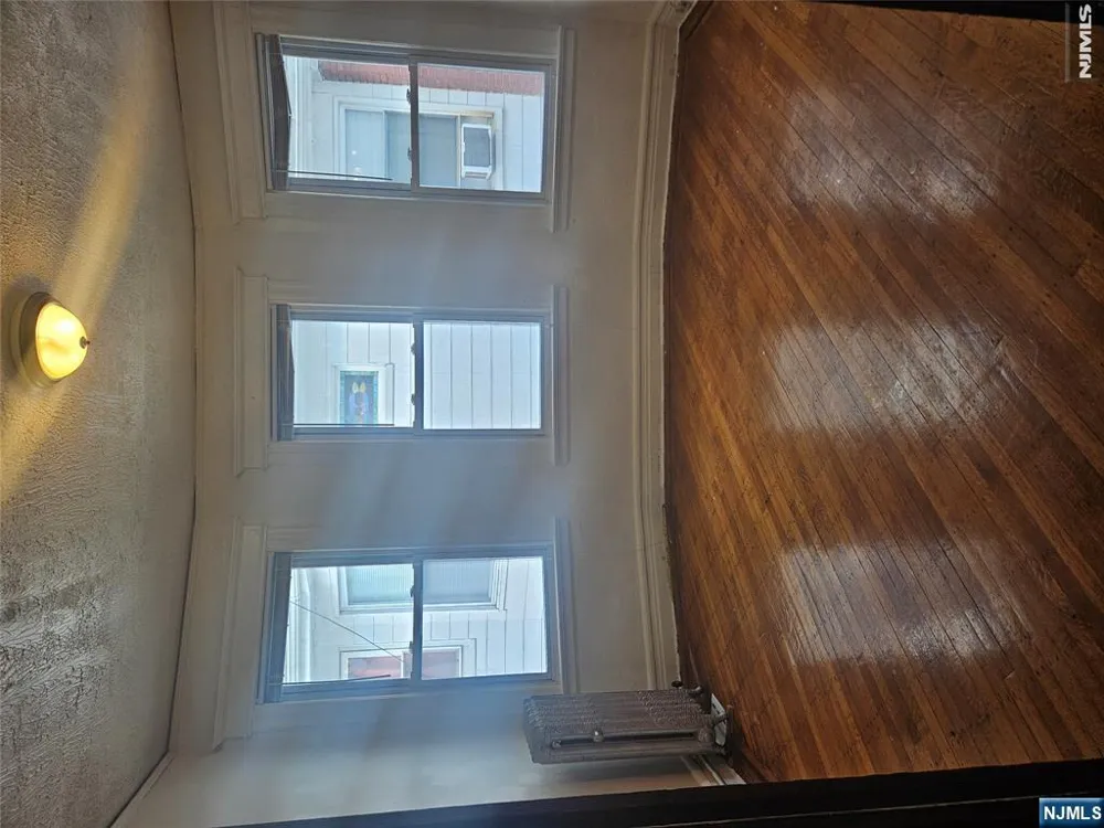 275 S Burnett Street 2 East Orange, NJ 07018