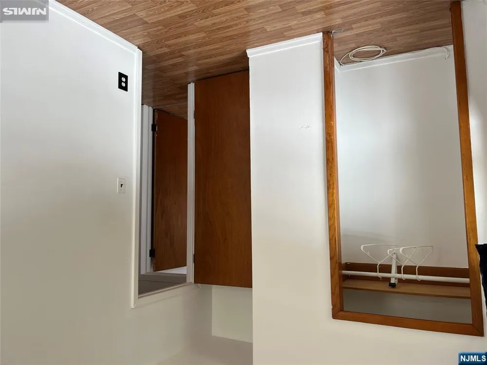 159 Hamilton Avenue Hasbrouck Heights, NJ 07604