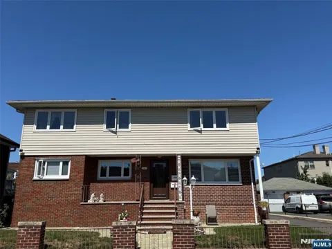 169 Fulton Avenue