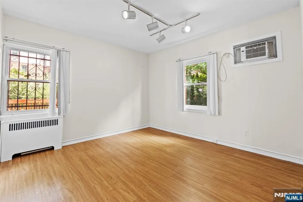 56 Cecelia Avenue Cliffside Park, NJ 07010