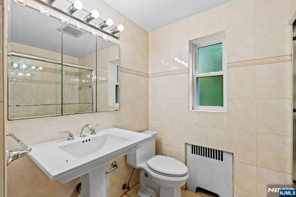56 Cecelia Avenue Cliffside Park, NJ 07010