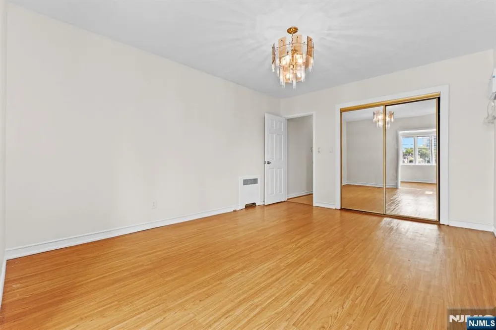 56 Cecelia Avenue Cliffside Park, NJ 07010
